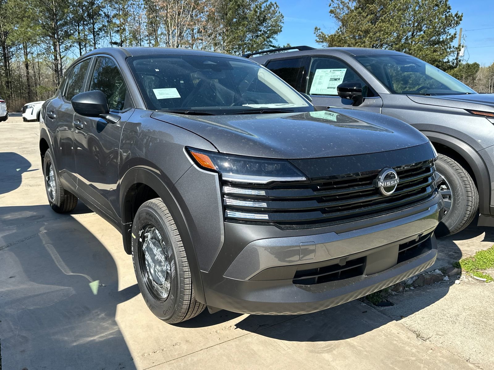 New 2026 Nissan Kicks S image 3