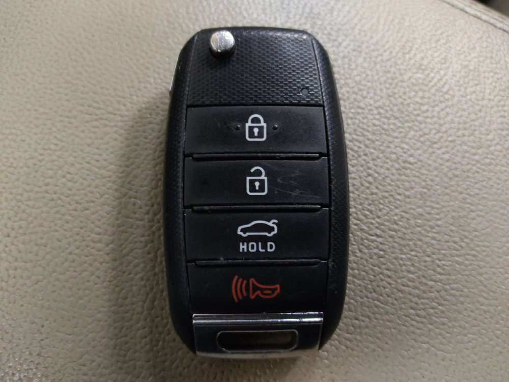 Used 2018 Kia Optima LX w/ Convenience Package FWD image 32