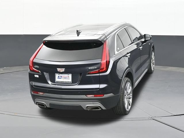 Used 2023 Cadillac XT4 Premium Luxury w/ Cold Weather Package FWD image 59