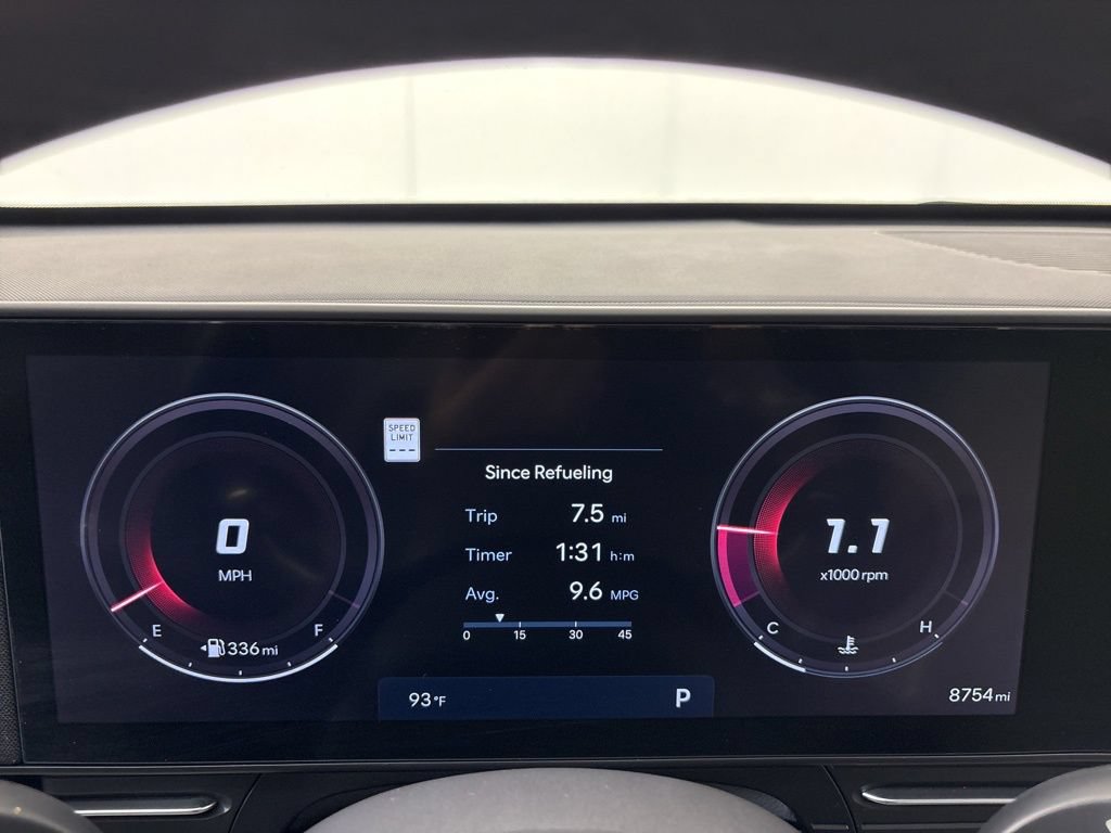 Certified 2025 Hyundai Kona SEL FWD image 28