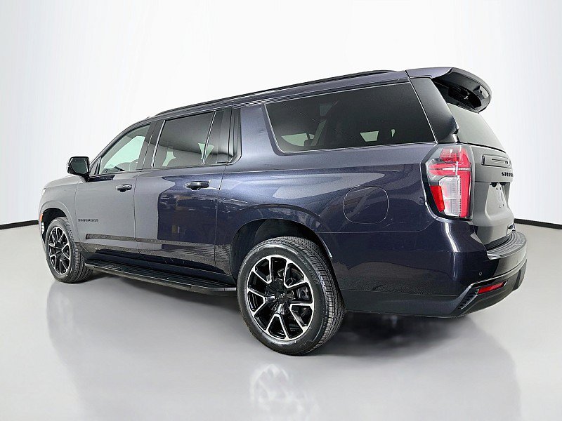 Used 2024 Chevrolet Suburban RST w/ Luxury Package AWD/4WD image 5