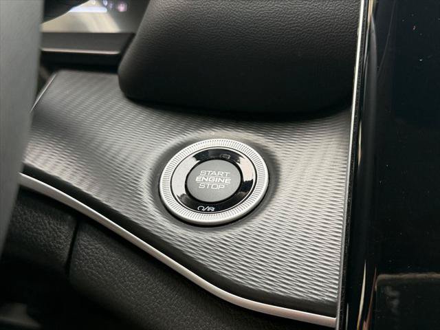 Certified 2023 Jeep Grand Cherokee Laredo AWD/4WD image 27