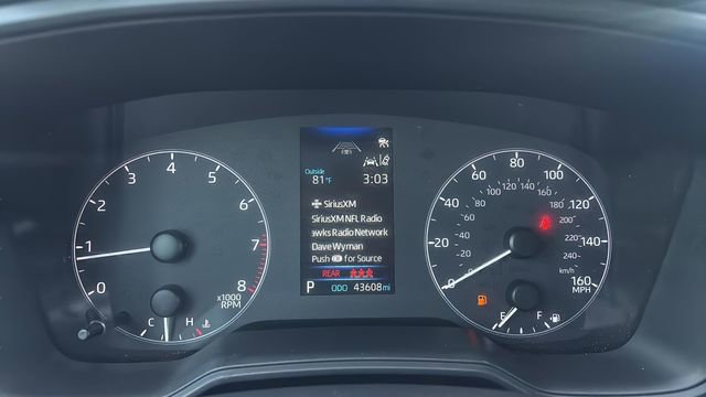 Used 2024 Toyota Corolla Cross LE FWD image 13