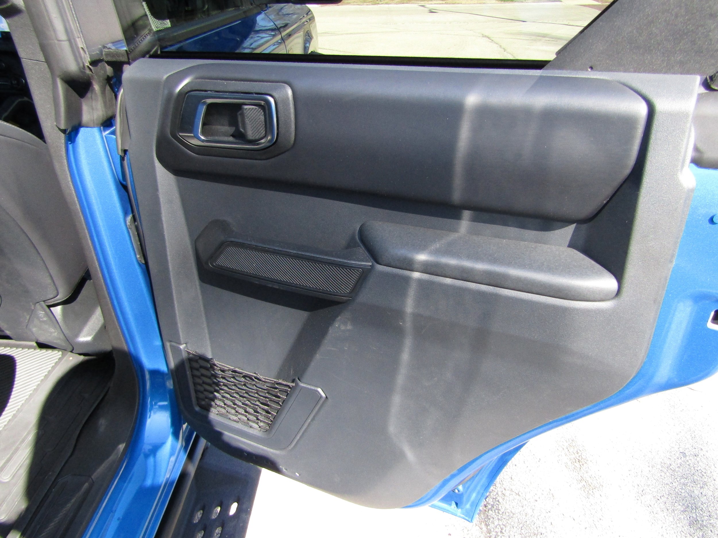 Used 2025 Ford Bronco Badlands image 17