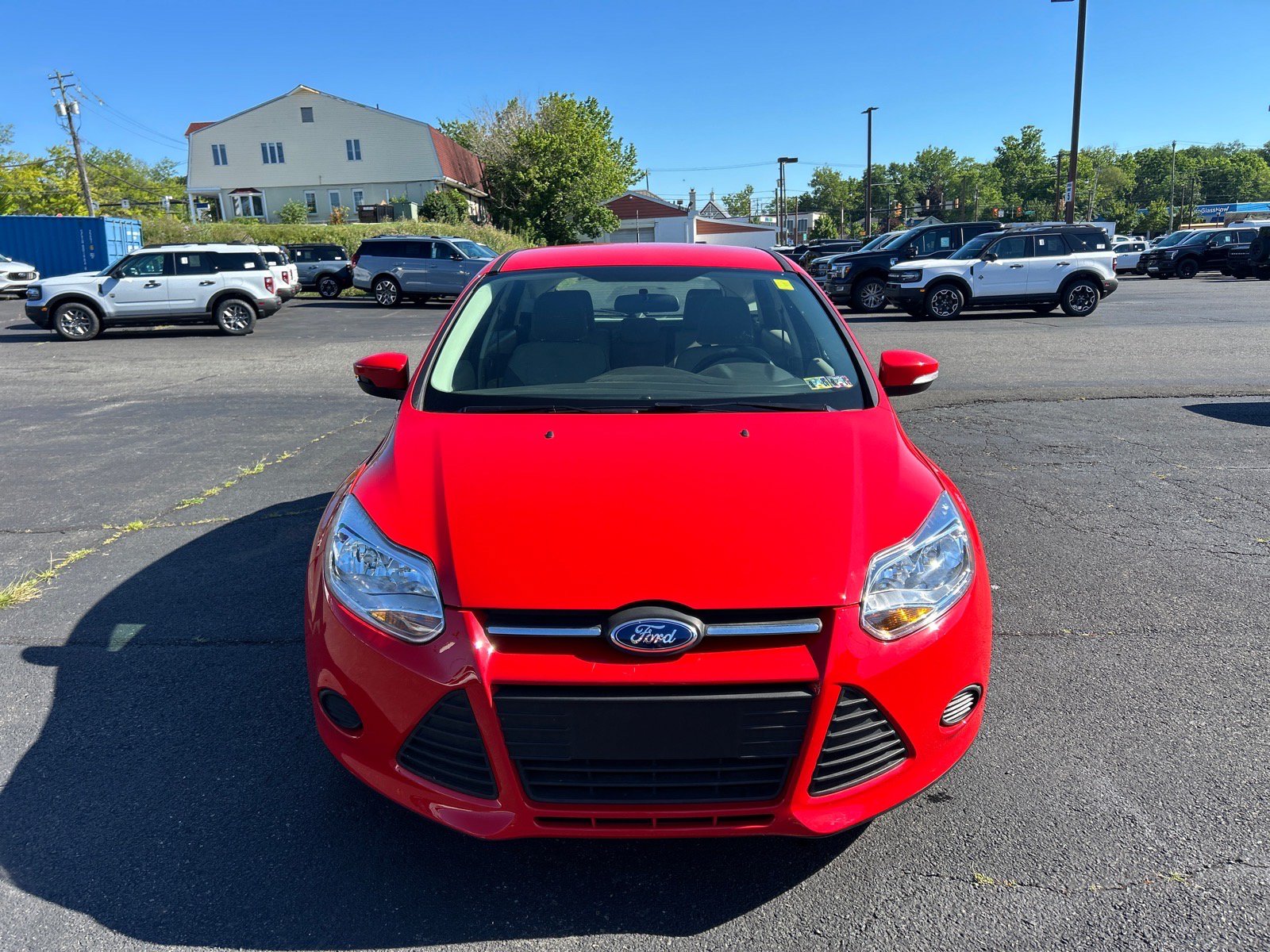 Used 2014 Ford Focus SE FWD image 2