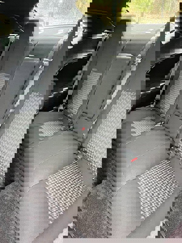 Used 2022 Dodge Challenger GT image 15