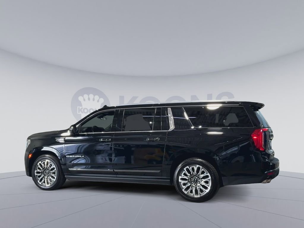 Used 2023 GMC Yukon XL Denali Ultimate w/ LPO, Floor Liner Package image 10