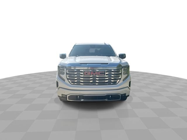 Used 2024 GMC Sierra 1500 Denali AWD/4WD image 4