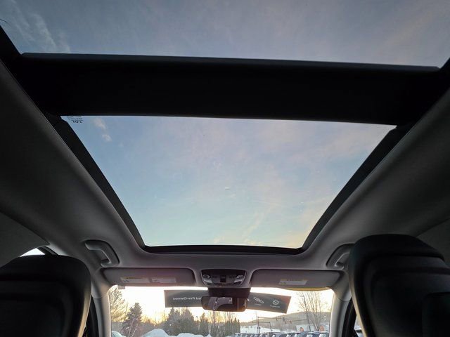 Certified 2025 Kia Sportage SX Prestige image 25