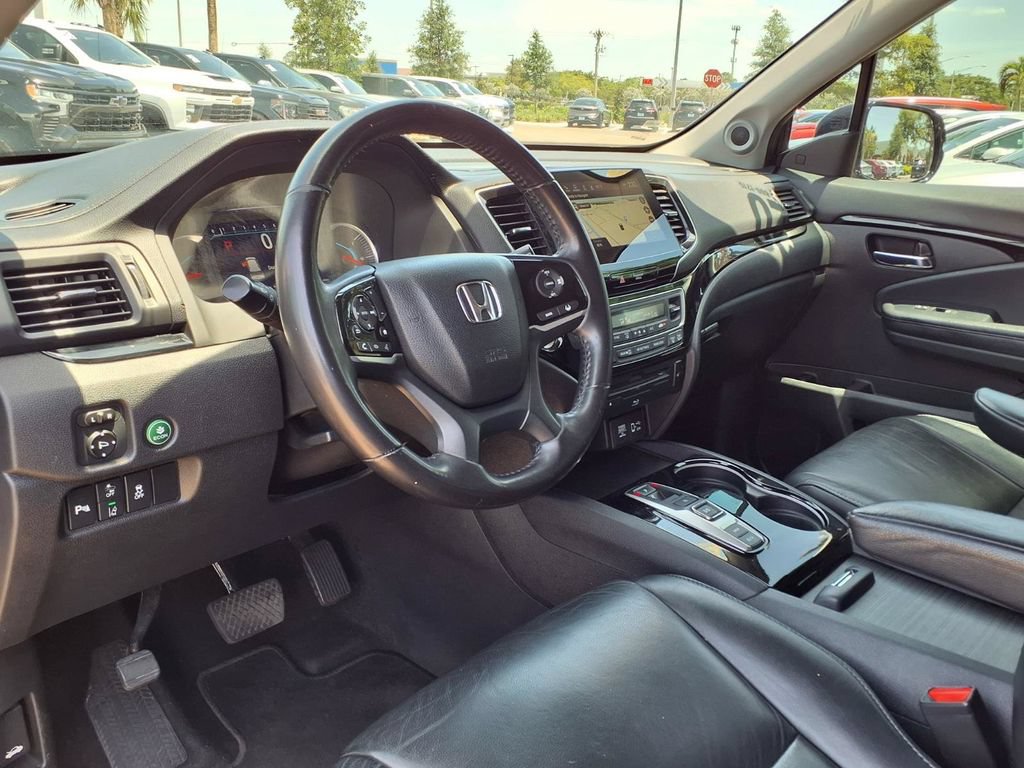 Used 2020 Honda Pilot Touring image 21