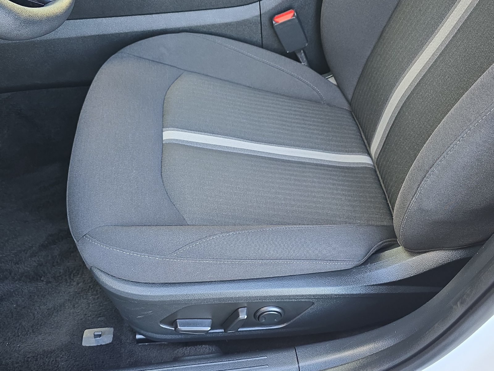 Used 2024 Hyundai Sonata SEL FWD image 29