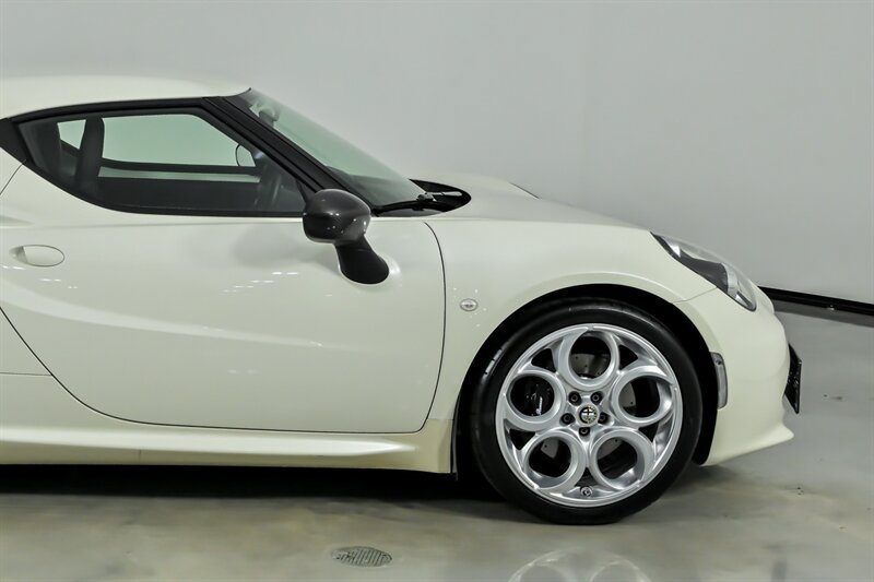 Used 2016 Alfa Romeo 4C Coupe w/ Coupe Track Package 1 RWD image 12