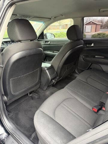 Used 2020 Kia Optima LX image 22