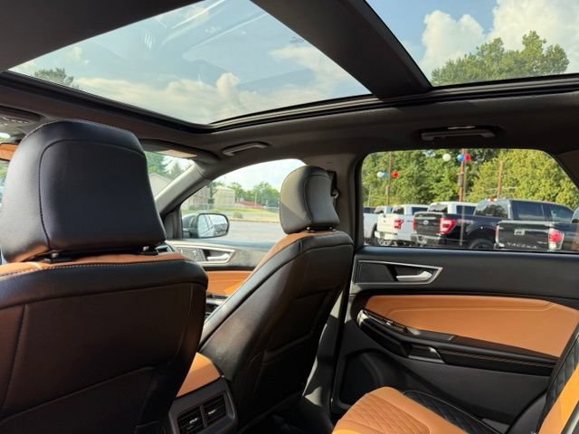 Used 2023 Ford Edge Titanium w/ Equipment Group 301A AWD/4WD image 35