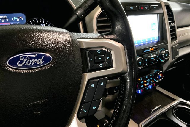 Used 2021 Ford F250 Lariat AWD/4WD image 24