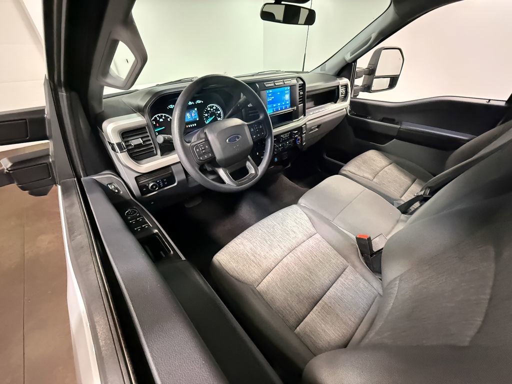 Used 2024 Ford F250 XL w/ STX Appearance Package image 61
