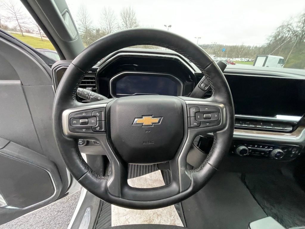 Certified 2024 Chevrolet Silverado 1500 LT image 33