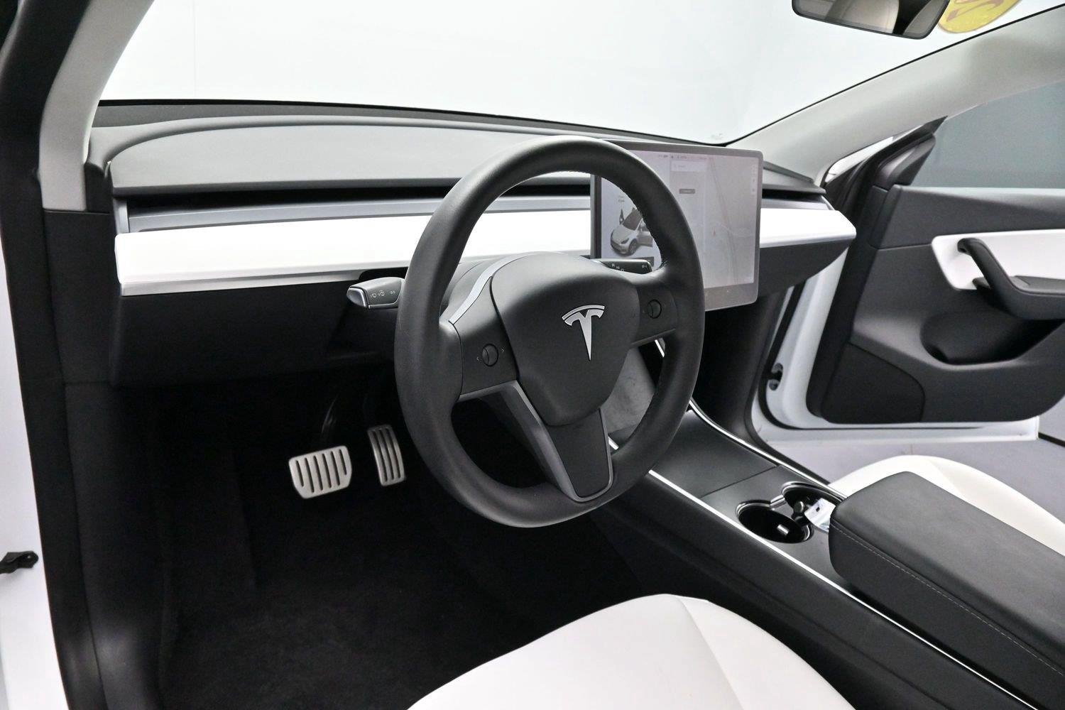 Used 2020 Tesla Model Y Performance AWD/4WD image 15
