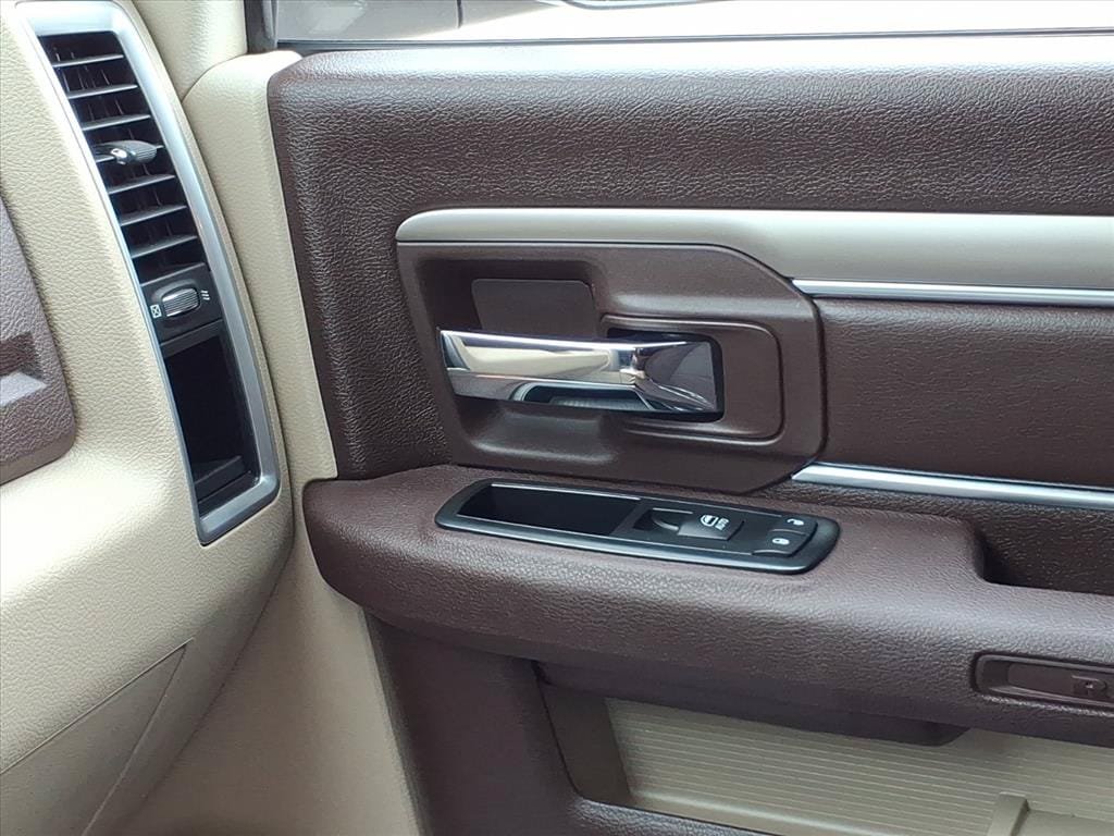 Used 2015 RAM 1500 Outdoorsman AWD/4WD image 22