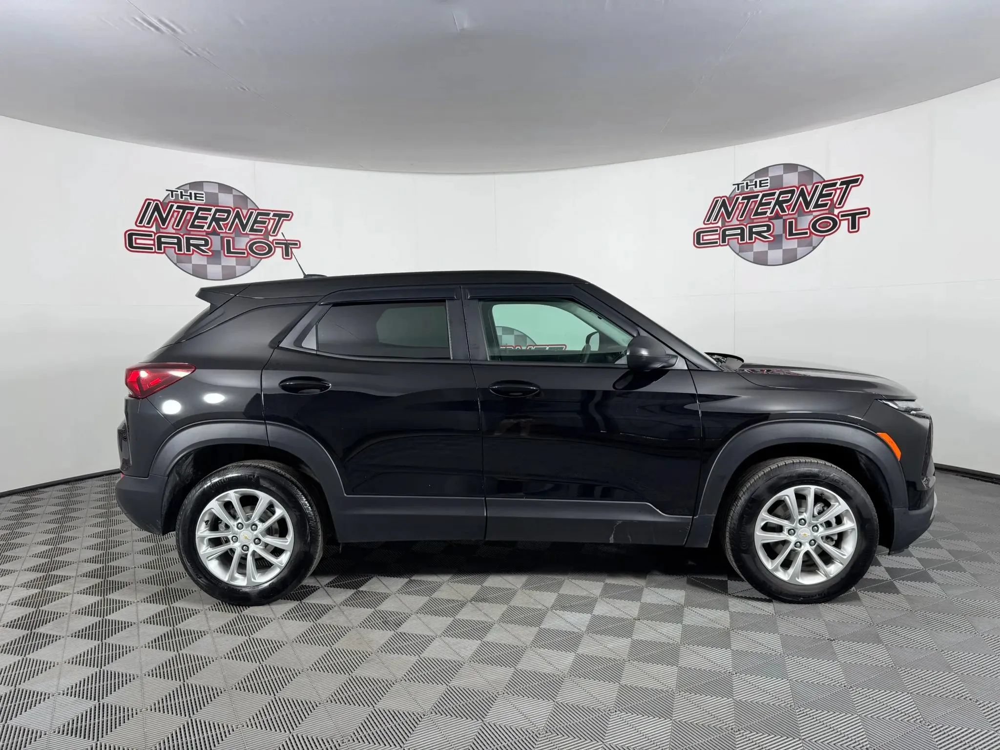 Used 2026 Chevrolet TrailBlazer LS w/ LS Convenience Package AWD/4WD image 8