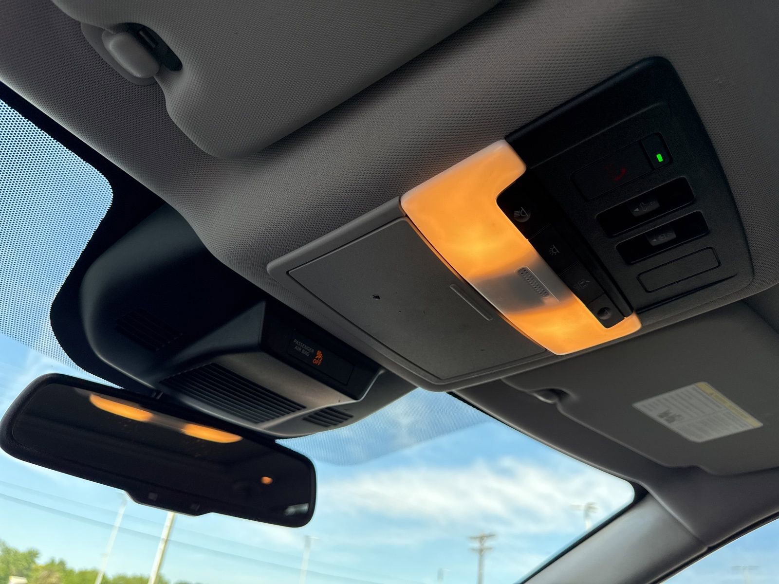 Used 2021 Nissan Rogue Platinum image 29