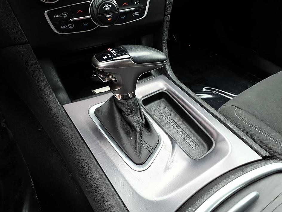 Used 2019 Dodge Charger R/T RWD image 30