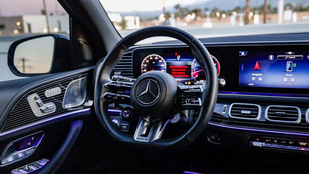 Used 2025 Mercedes-Benz GLE 53 AMG 4MATIC image 18