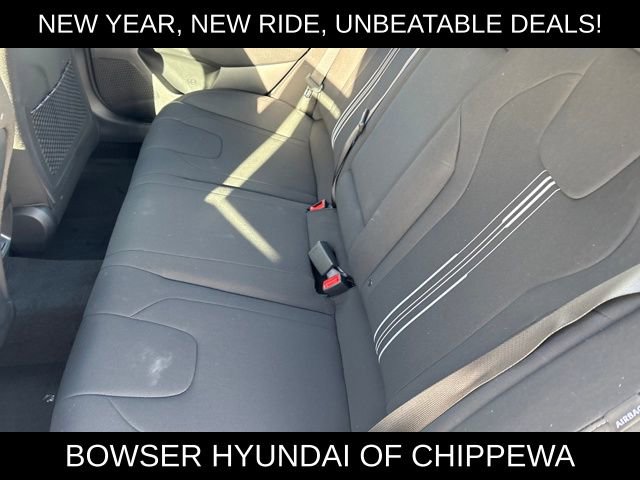 New 2026 Hyundai Elantra SEL Sport image 5