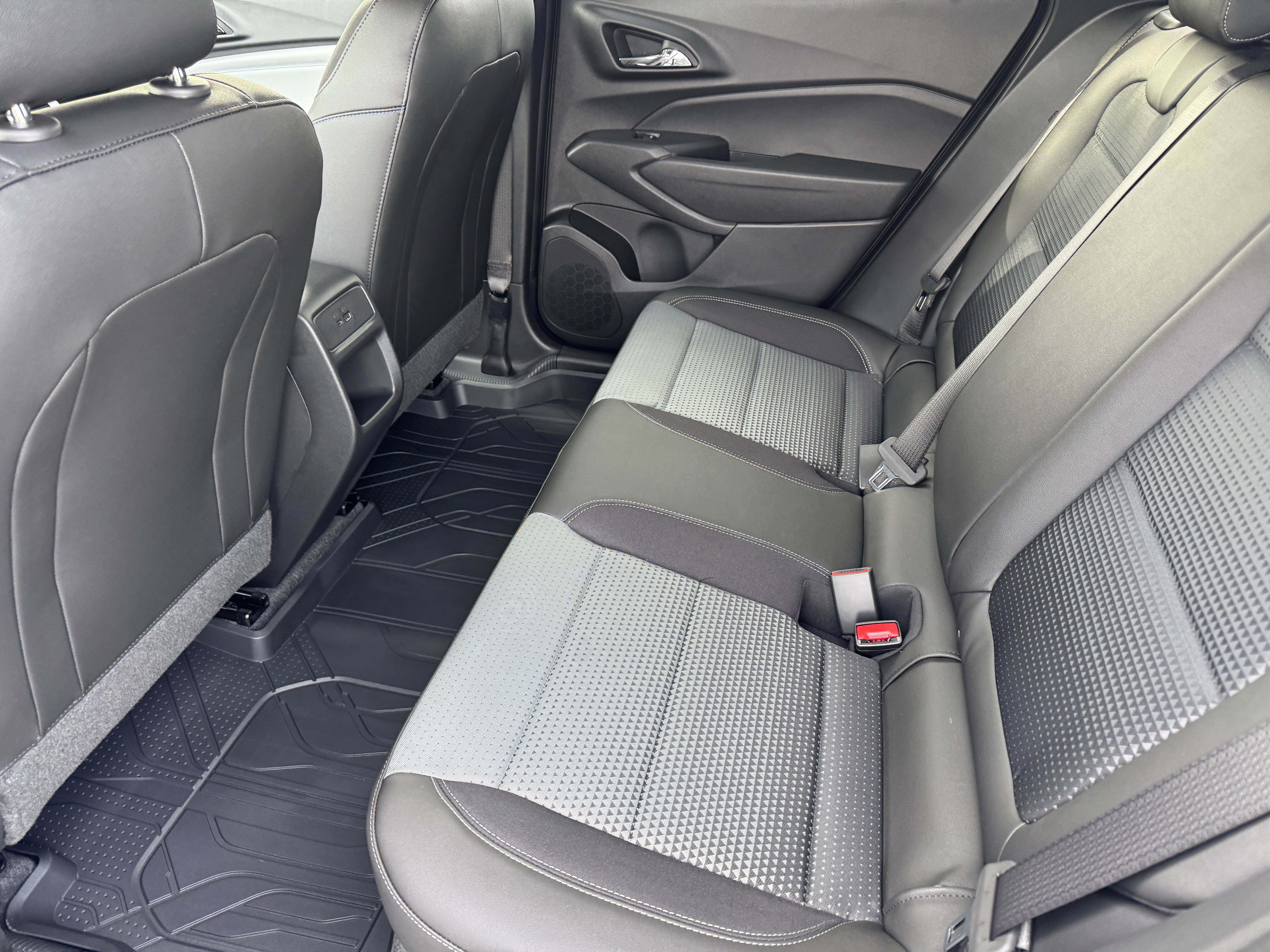 New 2026 Chevrolet Trax LT w/ Driver Confidence Package image 15