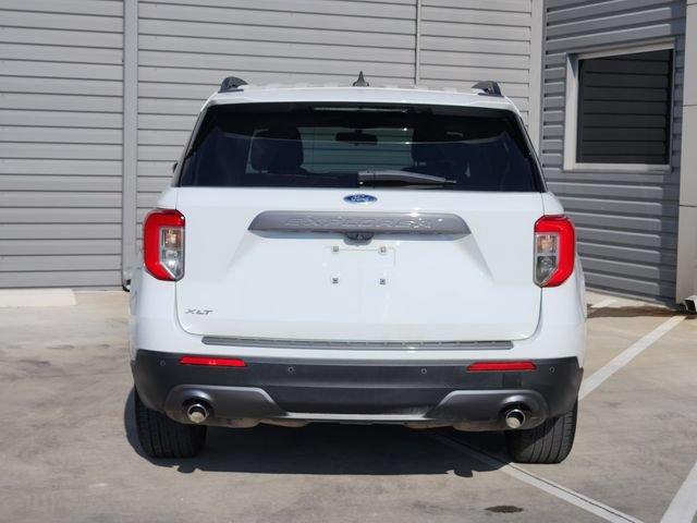 Used 2021 Ford Explorer XLT w/ Equipment Group 202A RWD image 7