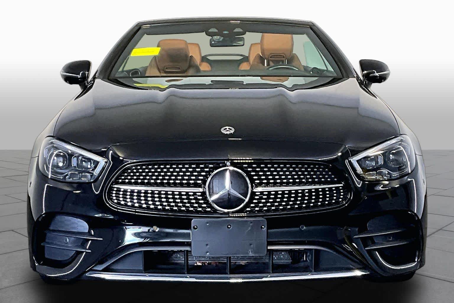 Used 2023 Mercedes-Benz E 450 4MATIC Cabriolet image 4