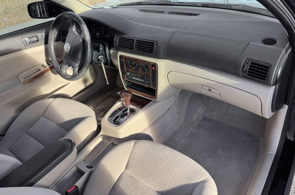 Used 1999 Volkswagen Passat GLS FWD image 26
