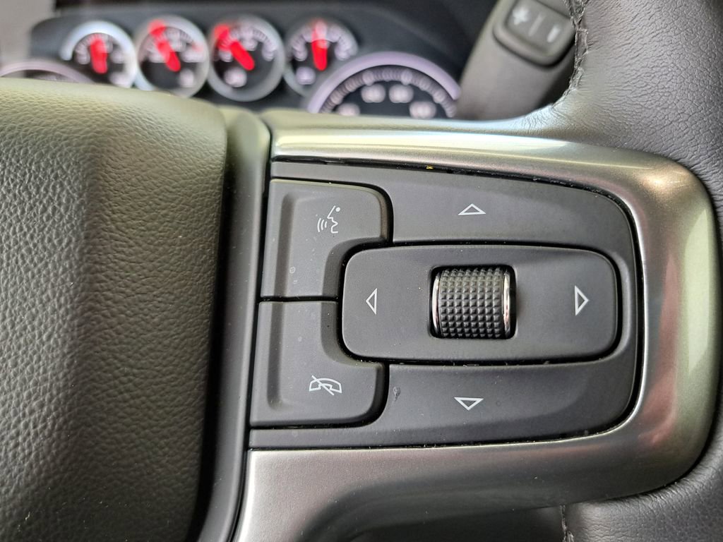 Used 2022 Chevrolet Silverado 1500 LT Trail Boss image 11