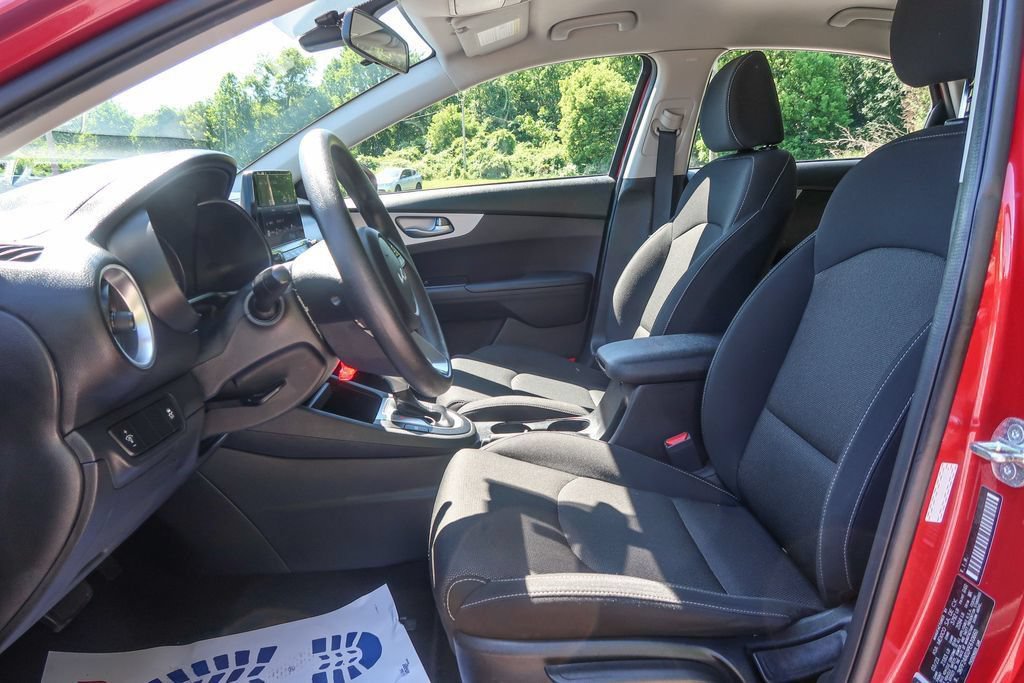 Used 2023 Kia Forte LXS FWD image 22