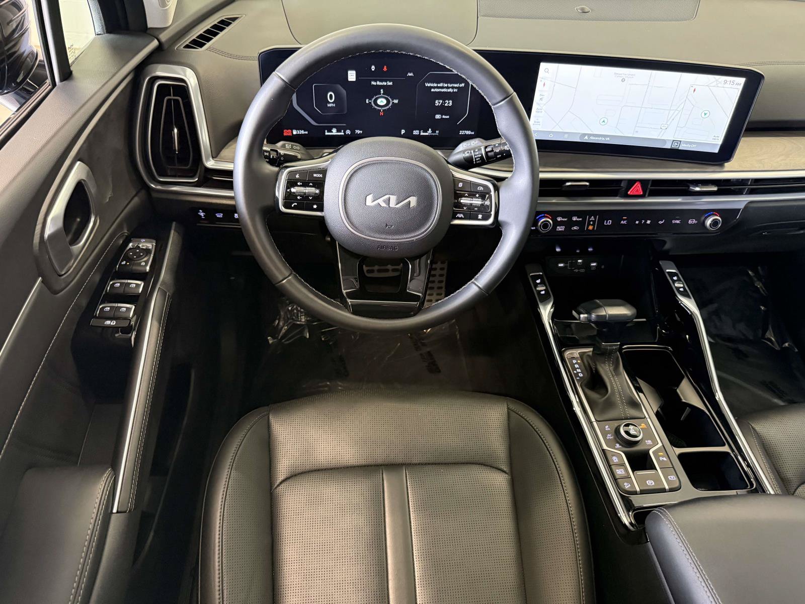 Used 2025 Kia Sorento SX AWD/4WD image 4