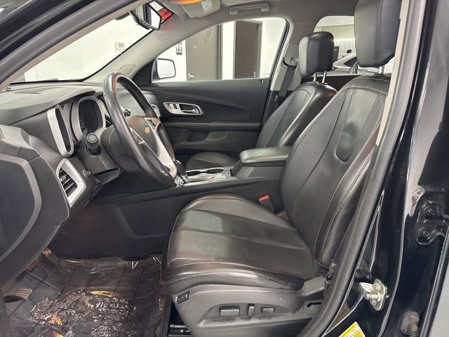Used 2016 Chevrolet Equinox LTZ w/ Enhanced Convenience Package image 16