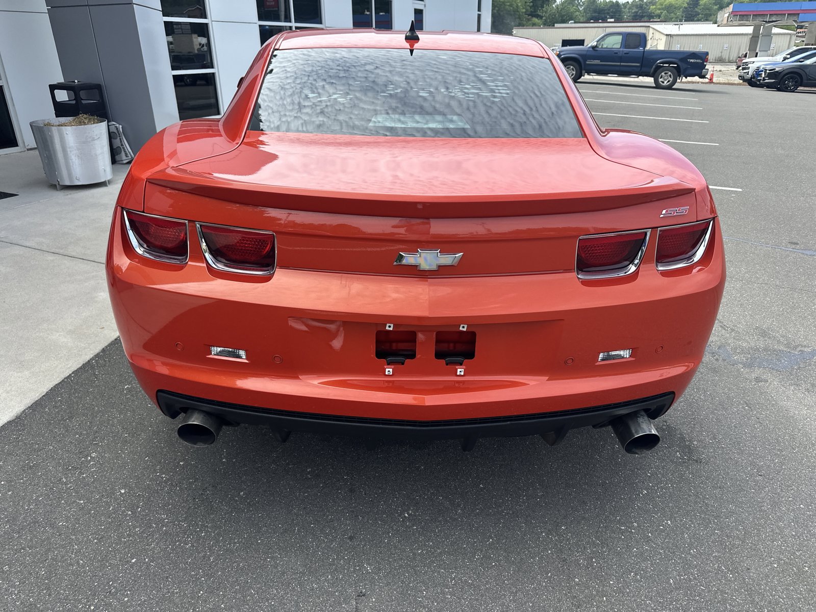 Used 2011 Chevrolet Camaro SS w/ RS Package RWD image 7