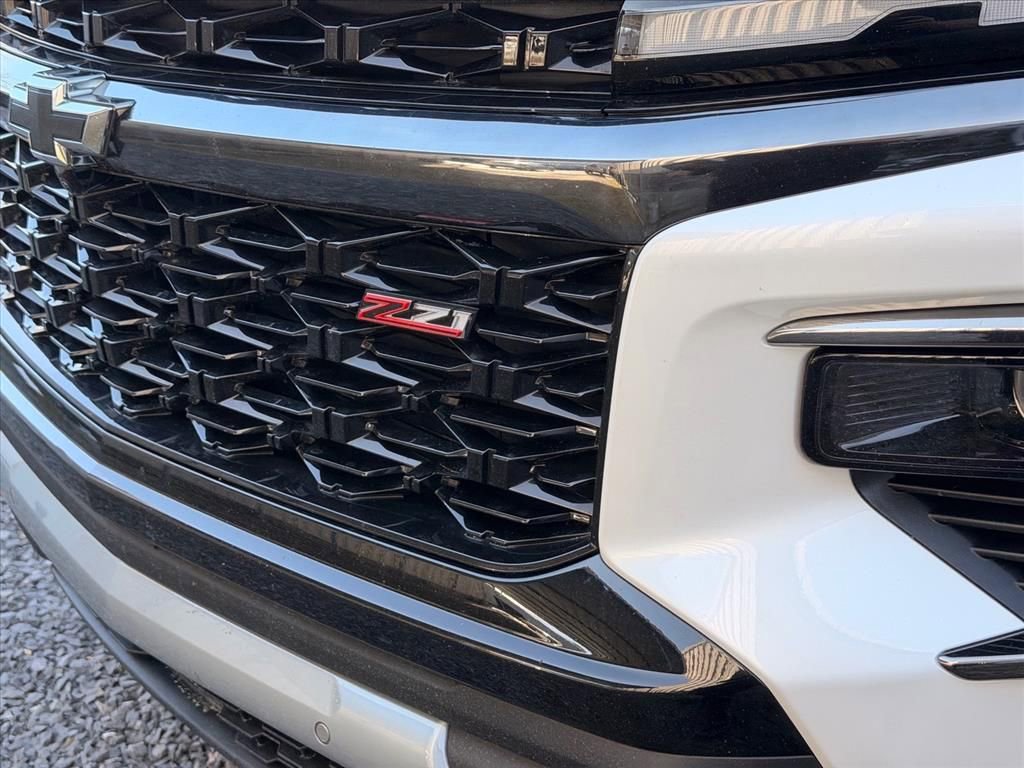 Used 2024 Chevrolet Traverse Z71 w/ Enhanced Driving Package image 5