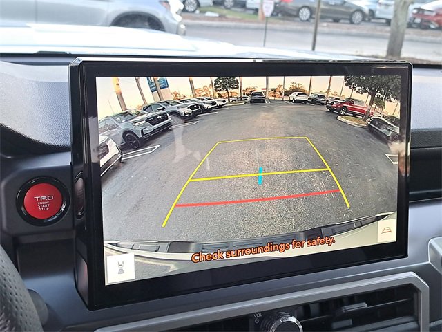 Used 2025 Toyota Tacoma TRD Sport image 28