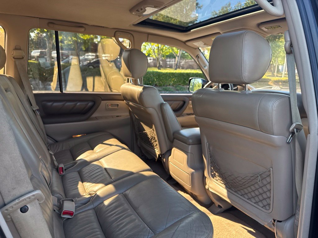 Used 2000 Toyota Land Cruiser AWD/4WD image 23