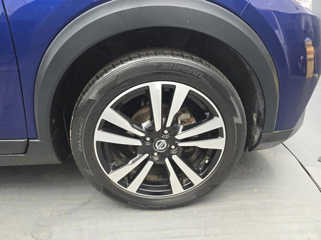 Used 2019 Nissan Kicks SV FWD image 13