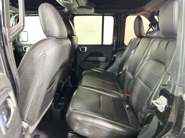 Used 2022 Jeep Wrangler Unlimited Sahara w/ Cold Weather Group image 25