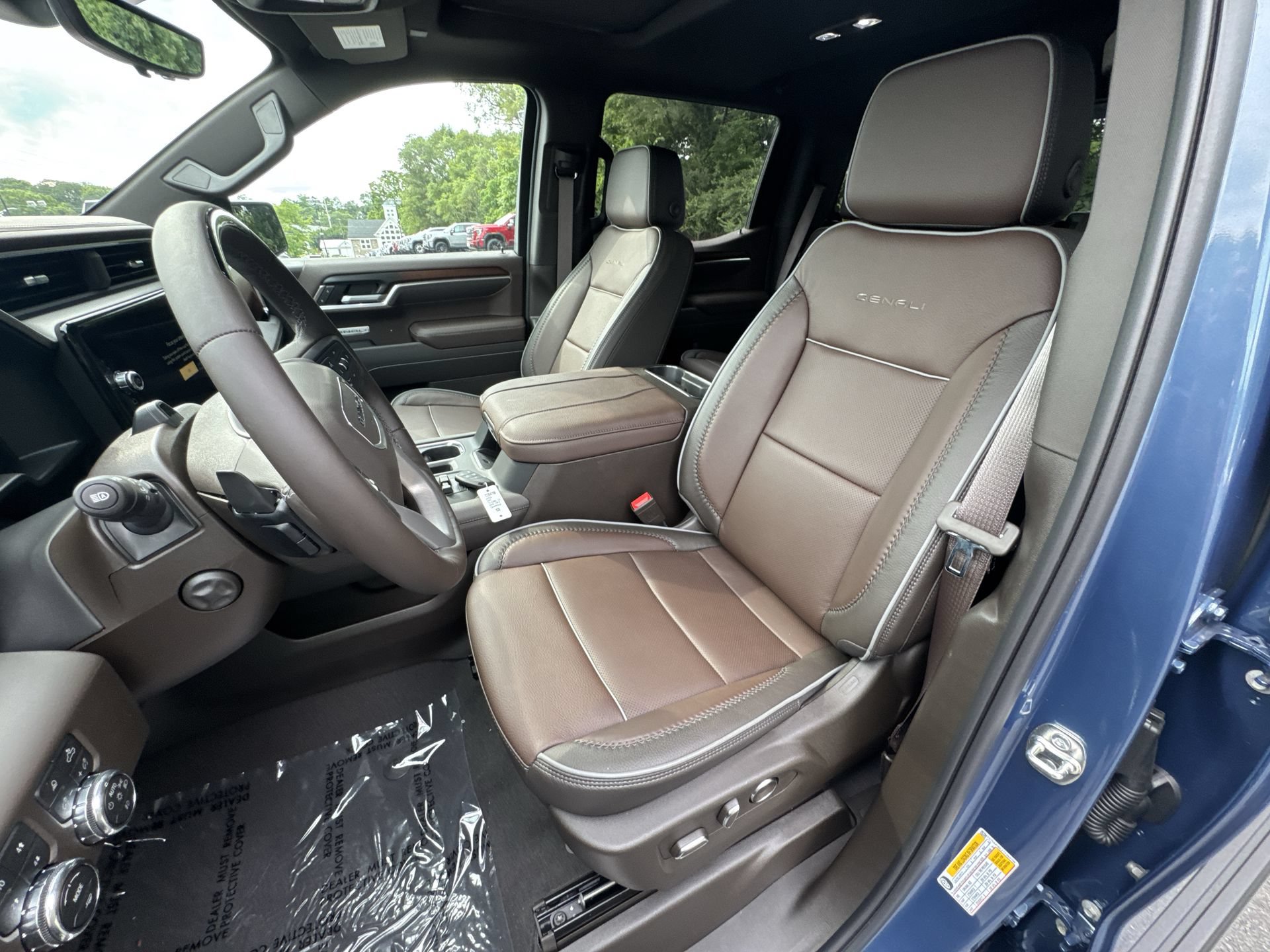New 2026 GMC Sierra 1500 Denali AWD/4WD image 13
