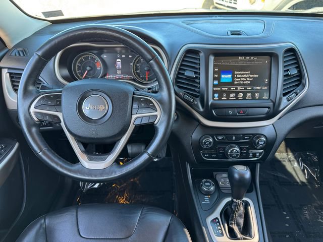 Used 2018 Jeep Cherokee Limited AWD/4WD image 12