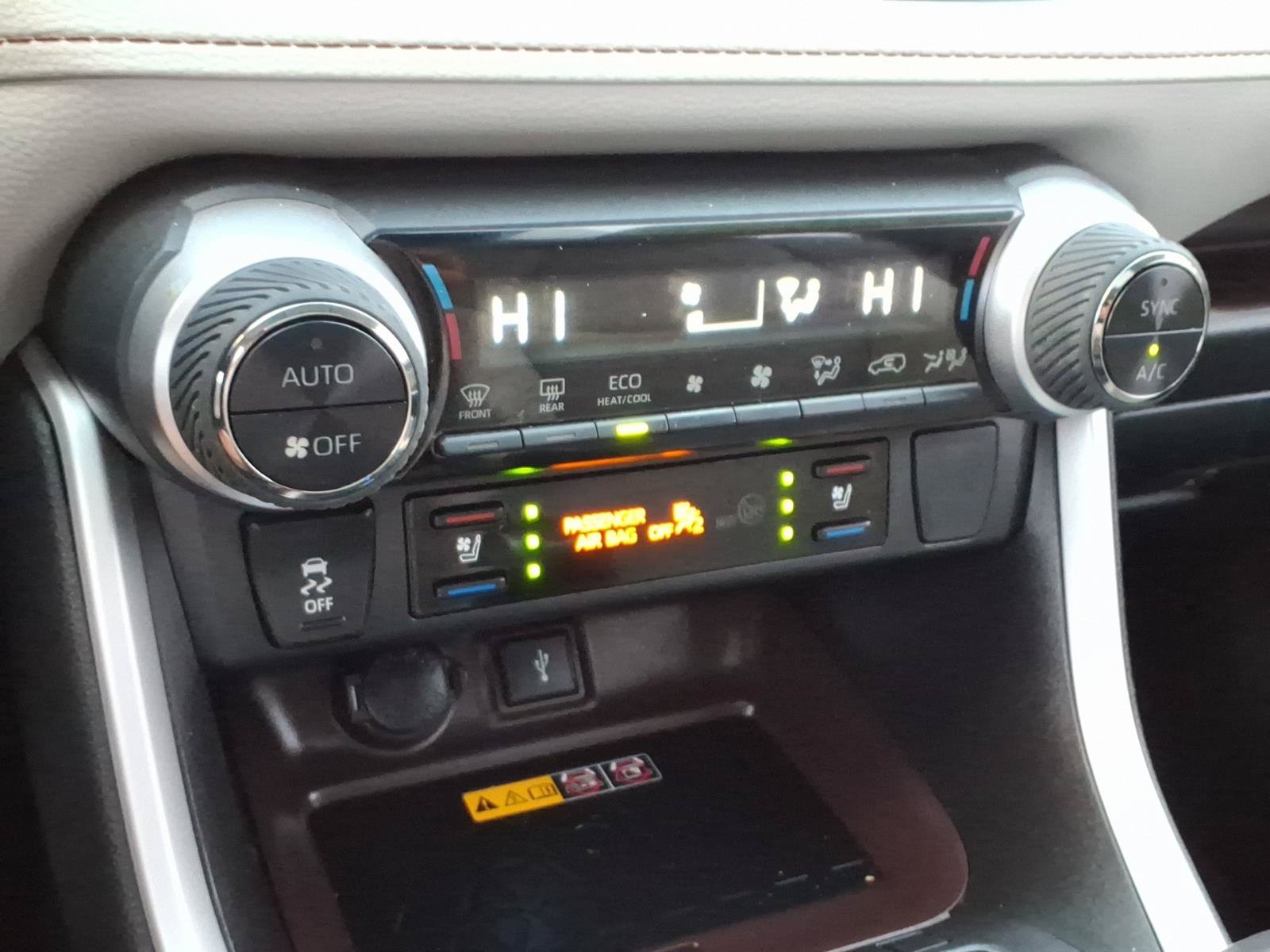 Certified 2022 Toyota RAV4 Limited FWD image 18