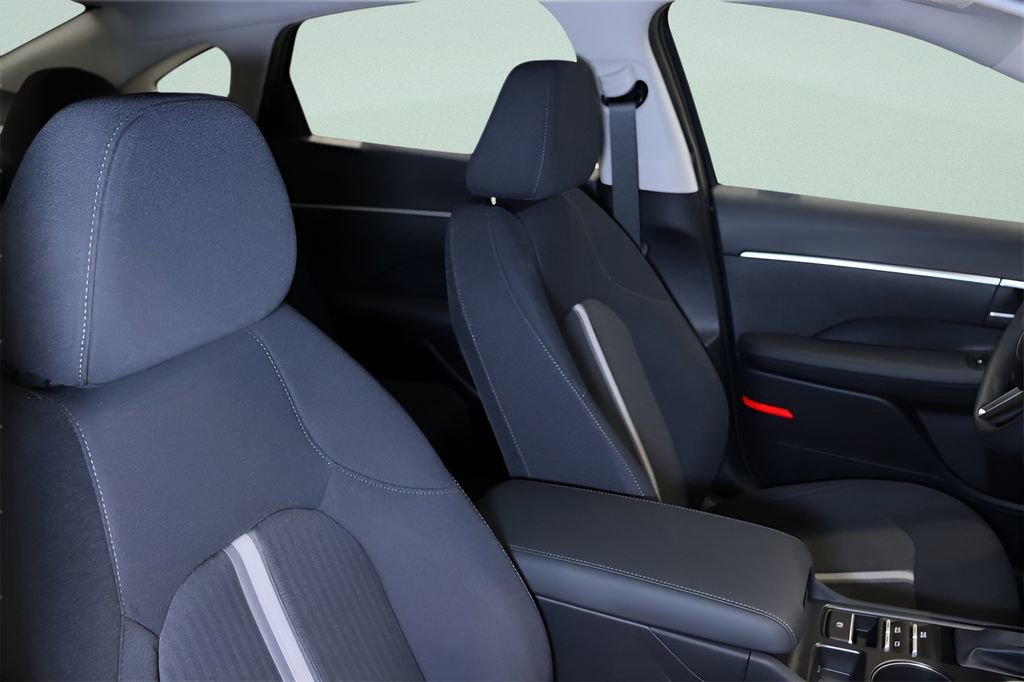 Certified 2025 Hyundai Sonata SE image 10
