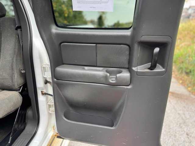 Used 2003 Chevrolet Silverado 2500 LS AWD/4WD image 11