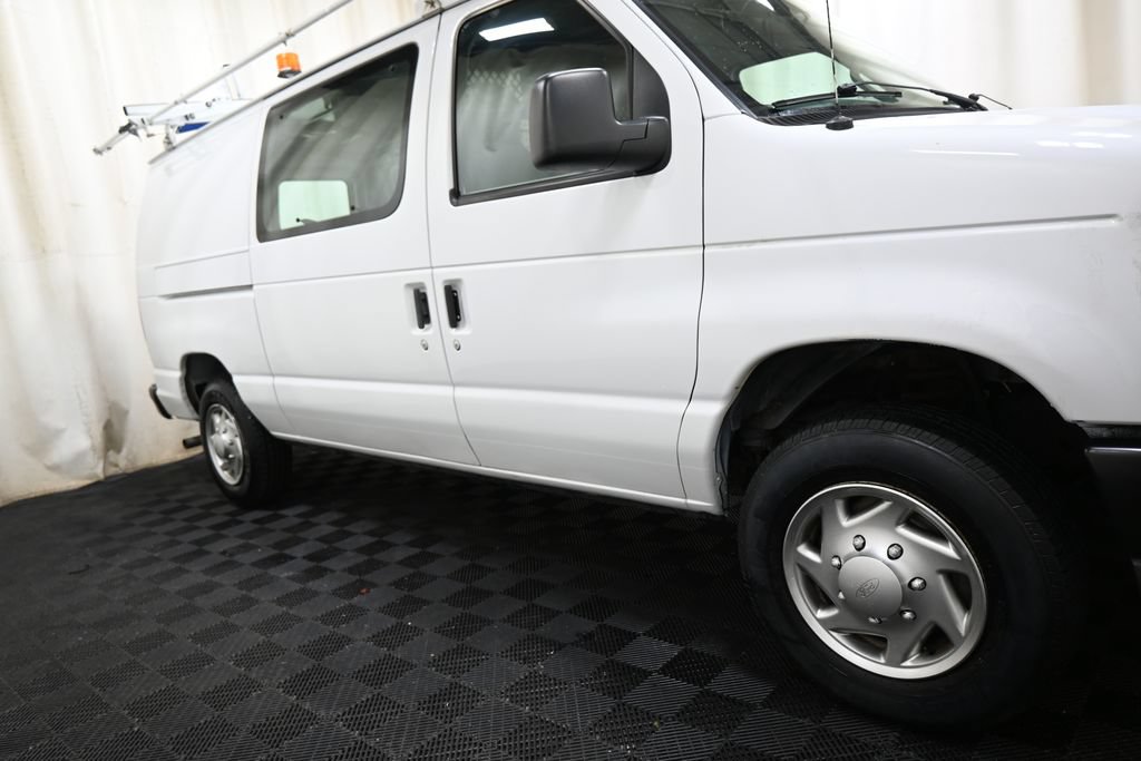 Used 2014 Ford E-150 and Econoline 150 RWD image 13