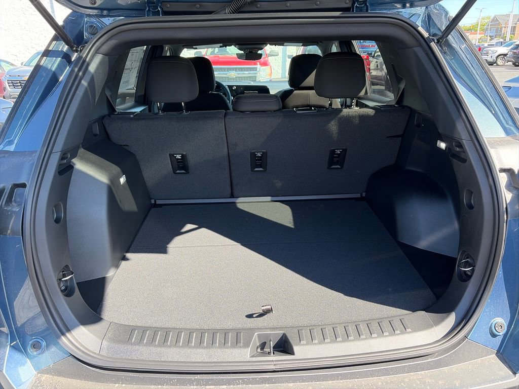 New 2026 Chevrolet Equinox LT w/ Safety and Technology Package AWD/4WD image 5