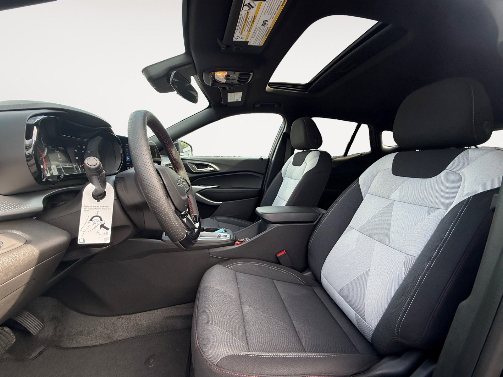 New 2026 Chevrolet Trax RS w/ Sunroof Package FWD image 9